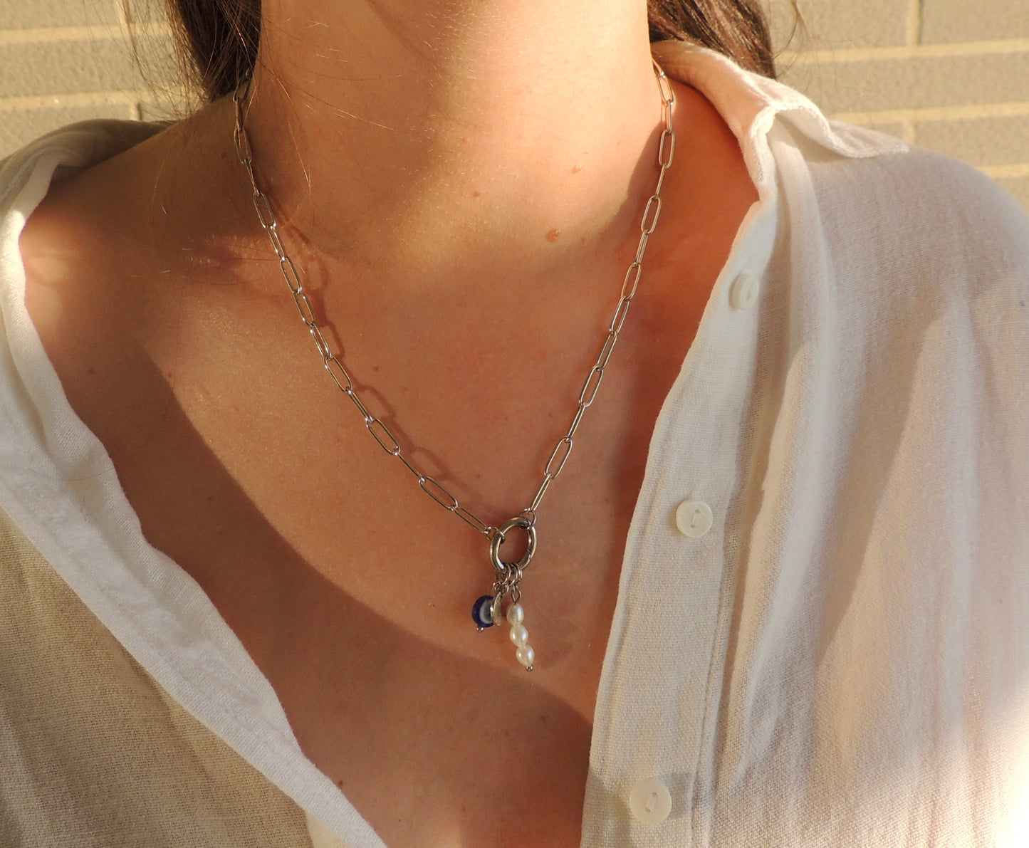 Albane | Collier avec breloques