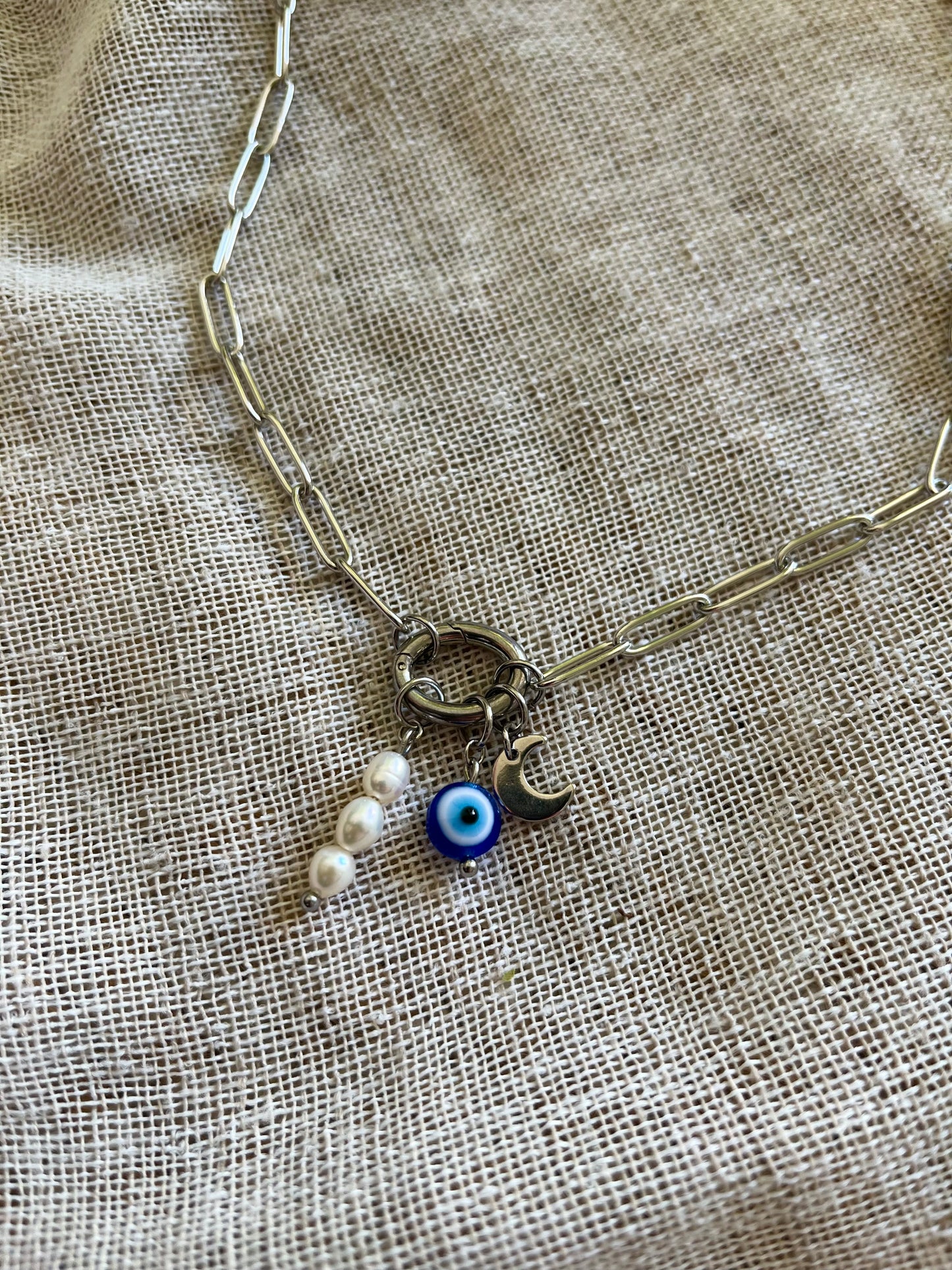 Albane | Collier avec breloques