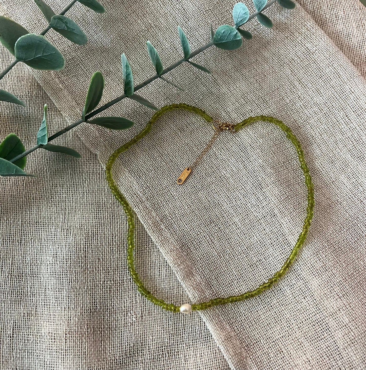 Roma | Collier perles colorées et perle d'eau douce